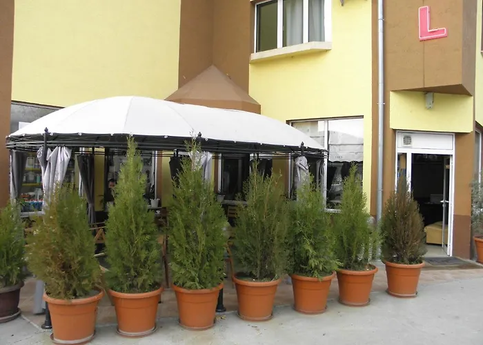 Pilevski Hotel 2*